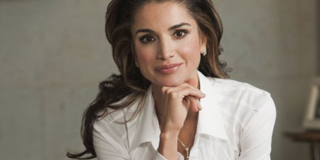 الملكة رانيا تخطف الأنظار بإطلالة محتشمة