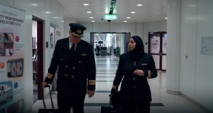 آمنة خالد العبيدلي أول كابتن طيار قطرية